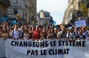 La grève pour le climat s’épanouit dans les rues de Paris