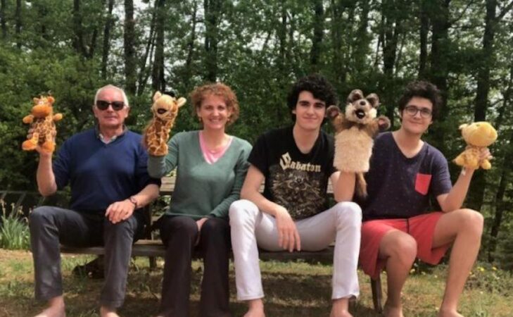 La CNV en pratique : le témoignage d’une famille confinée