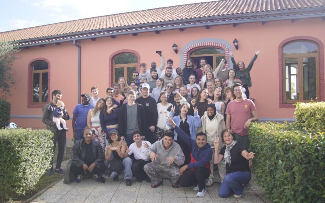 « Erasmus+ leur a ouvert de nouvelles portes, leur a permis d’entrevoir un autre champ des possibles » : Interview avec Chloé Bernardino.
